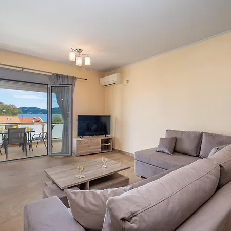 Nicolis Seaside Apartment