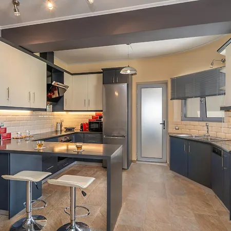 Nicolis Seaside Apartman *