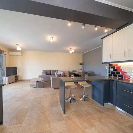 Nicolis Seaside Apartman