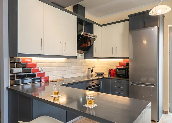 Nicolis Seaside アパート